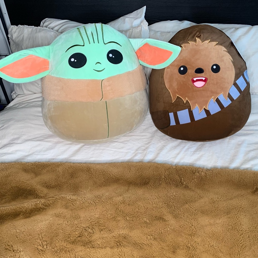 NWT 20” XL Baby Yoda + Chewbacca Squishmallow Set